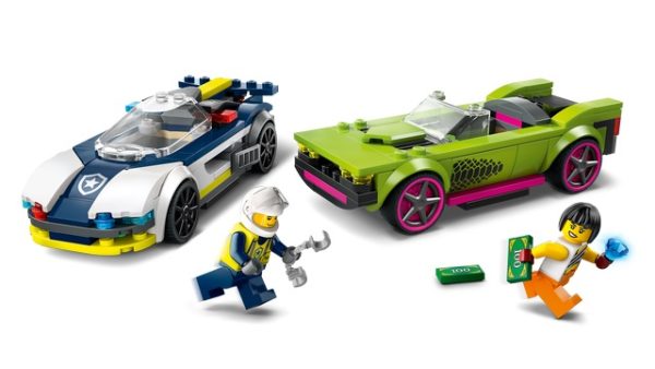LEGO 60415 COCHE DE POLICIA Y POTENTE DE MUSCLE