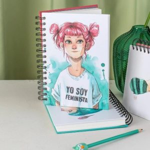 CUADERNO ESTHER GILI FEMINISTA TAPA DURA ANILLAS 192 PAG.