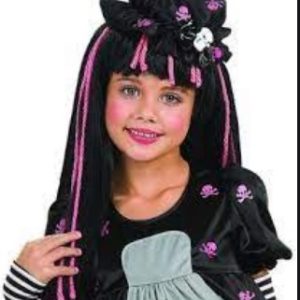 PELUCA NIÑA MONSTER HIGH CON LANAS ROSAS Y GORRITO RUBIES REF 52559