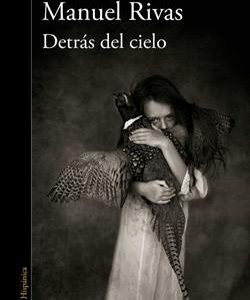 DETRAS DEL CIELO